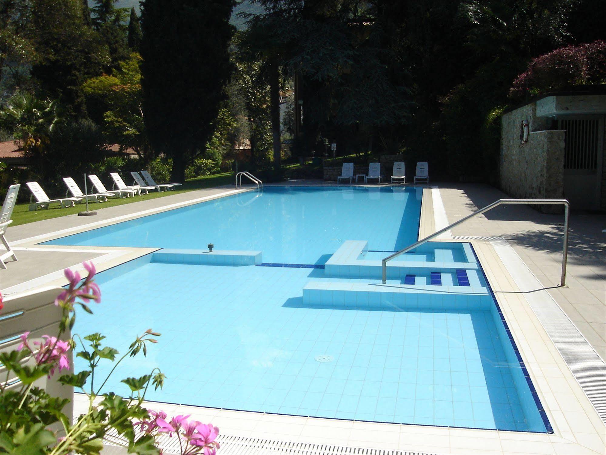 Villa Sopri Malcesine Exterior photo